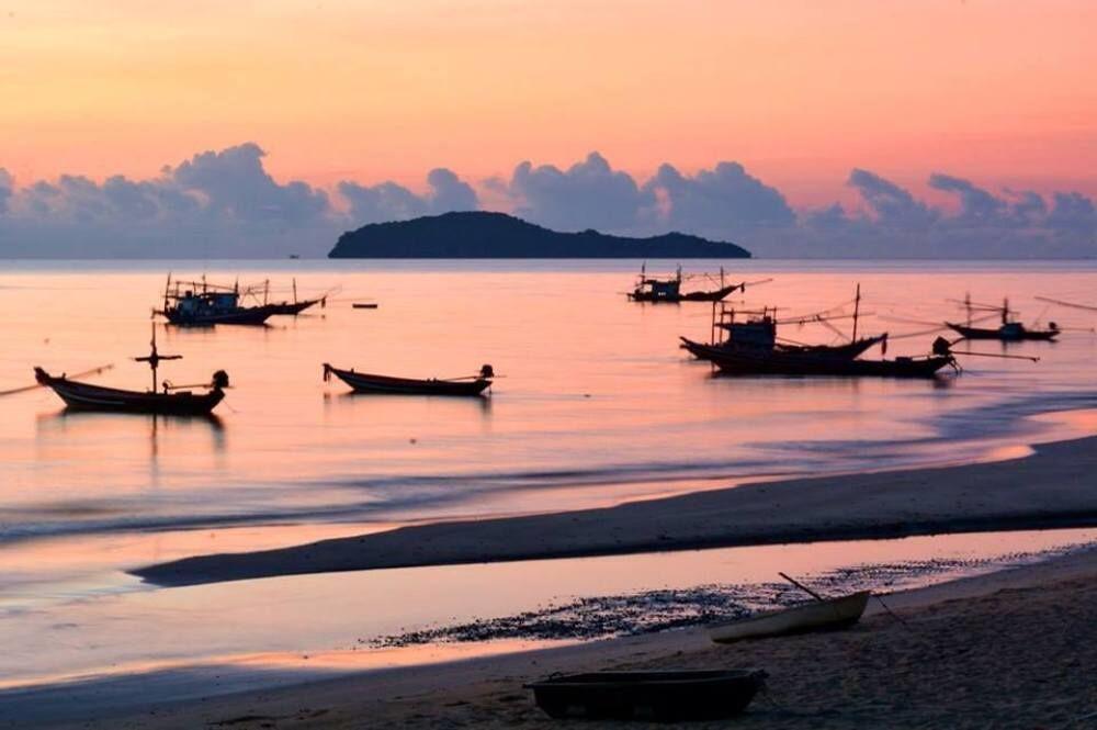 De Sea Almond Hotel Chumphon Exterior photo